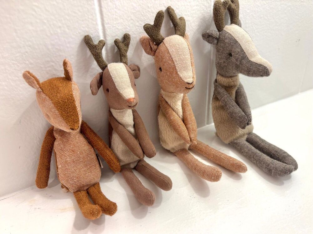 Maileg Christmas Retired Deer Family Father deer Mother deer + Babies w Magnets